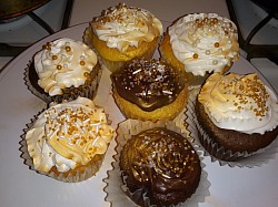 Golden Frost cupcakes