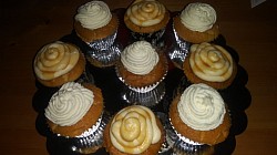 Berries and Cream/Caramel De leche Cupcake platter